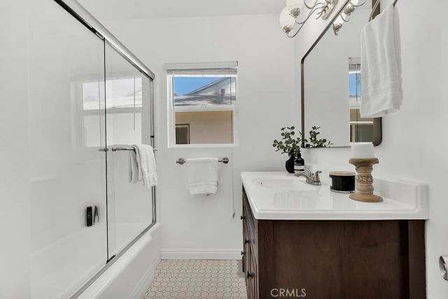 20768 Skouras Drive, Winnetka, CA 91306