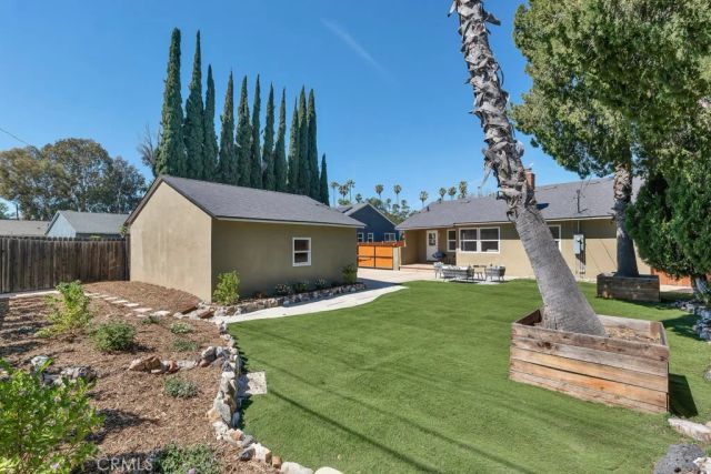 20768 Skouras Drive, Winnetka, CA 91306