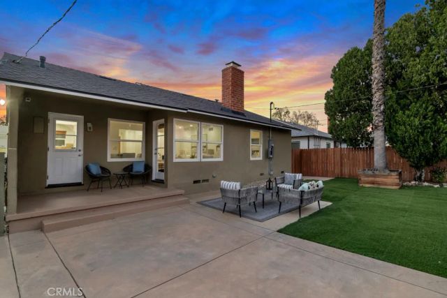 20768 Skouras Drive, Winnetka, CA 91306