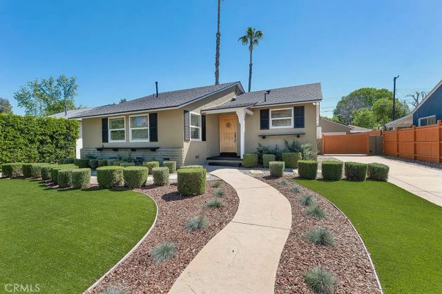 20768 Skouras Drive, Winnetka, CA 91306