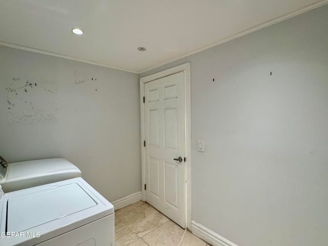 920 Thunderbird Drive, El Paso, TX 79912
