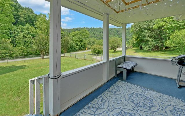 209 Vengeance Creek Road, Marble, NC 28905