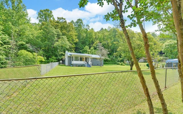 209 Vengeance Creek Road, Marble, NC 28905