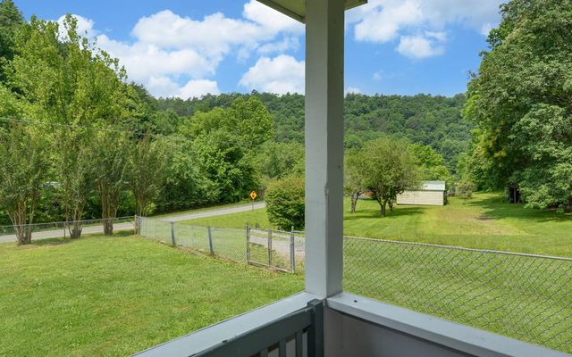 209 Vengeance Creek Road, Marble, NC 28905