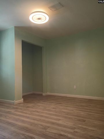 1517 N Woodstream Road, Columbia, SC 29212