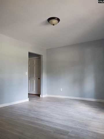 1517 N Woodstream Road, Columbia, SC 29212
