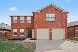 937 Iona Drive, Fort Worth, TX 76120