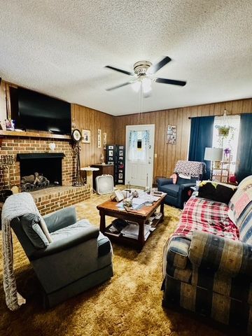 505 E Hart Ave, Opp, AL 36467