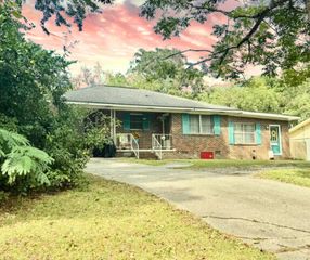 505 E Hart Ave, Opp, AL 36467