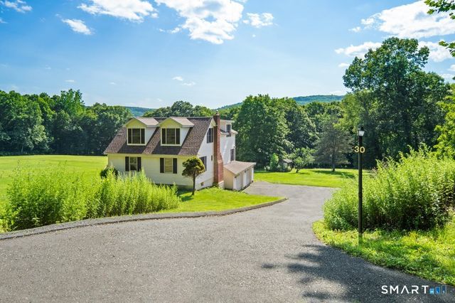 30 Old Middle Road, Brookfield, CT 06804