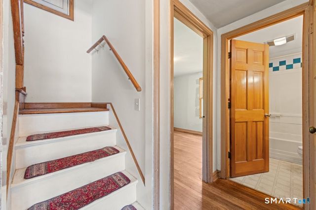 30 Old Middle Road, Brookfield, CT 06804