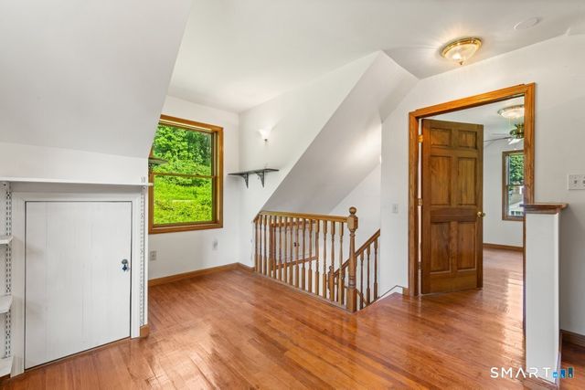 30 Old Middle Road, Brookfield, CT 06804
