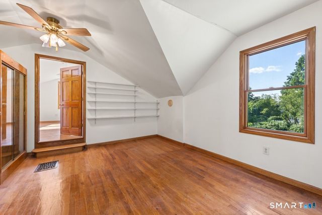 30 Old Middle Road, Brookfield, CT 06804