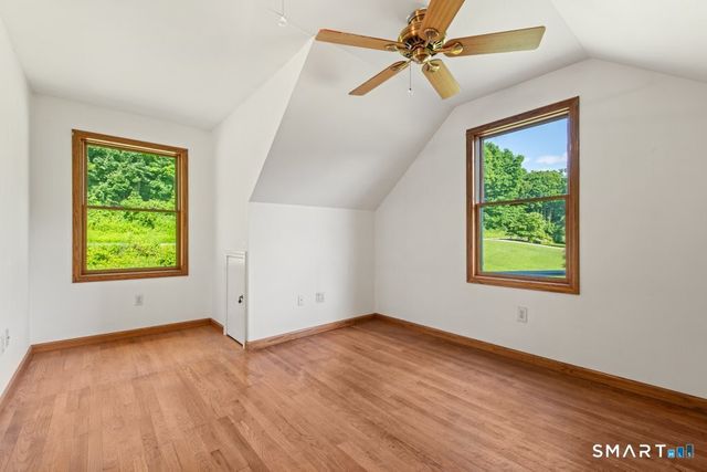 30 Old Middle Road, Brookfield, CT 06804