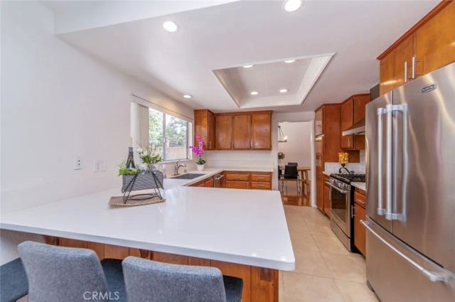 3 Old Wood, Phillips Ranch, CA 91766