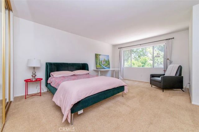 3 Old Wood, Phillips Ranch, CA 91766