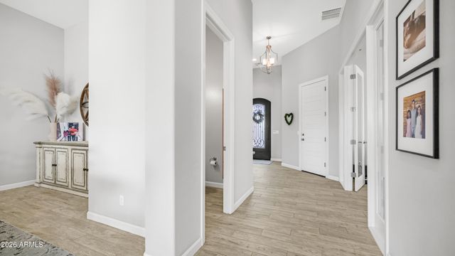 2219 N ESTATES Circle, Mesa, AZ 85207