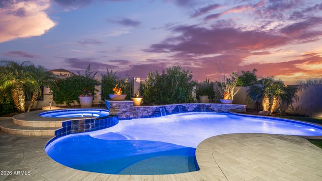 2219 N ESTATES Circle, Mesa, AZ 85207