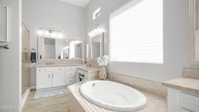 2219 N ESTATES Circle, Mesa, AZ 85207