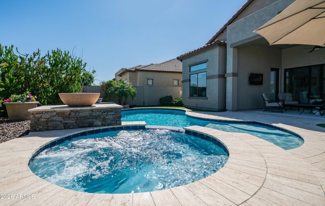 2219 N ESTATES Circle, Mesa, AZ 85207