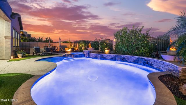 2219 N ESTATES Circle, Mesa, AZ 85207