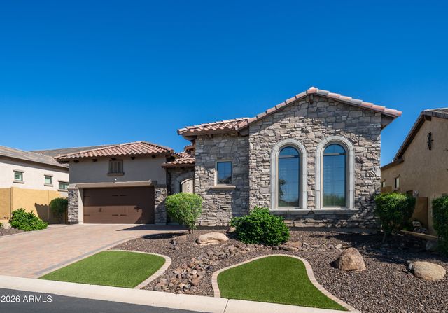 2219 N ESTATES Circle, Mesa, AZ 85207