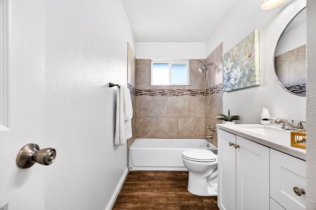 3122 De Ovan Ave, Stockton, CA 95204
