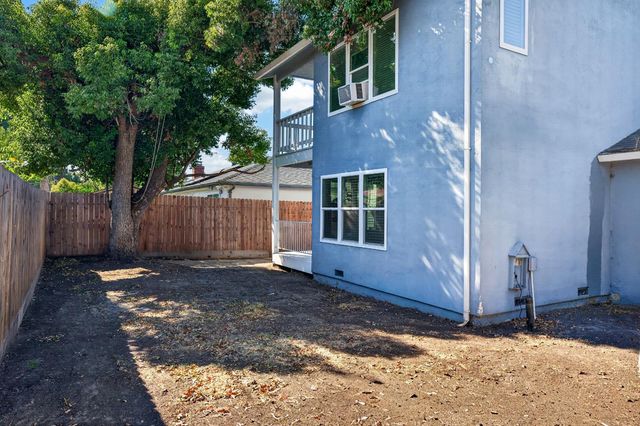 3122 De Ovan Ave, Stockton, CA 95204