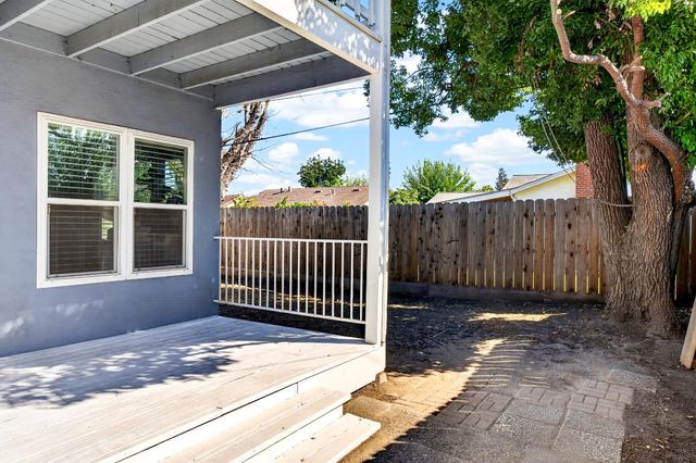 3122 De Ovan Ave, Stockton, CA 95204