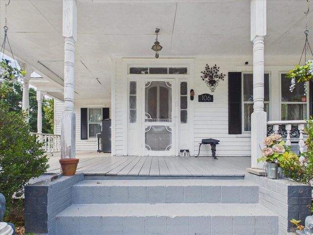 106 Ferguson Street SW, Salley, SC 29137