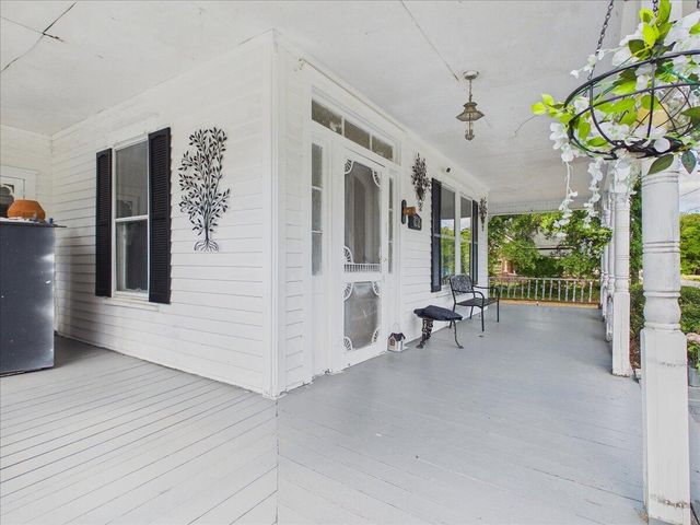 106 Ferguson Street SW, Salley, SC 29137