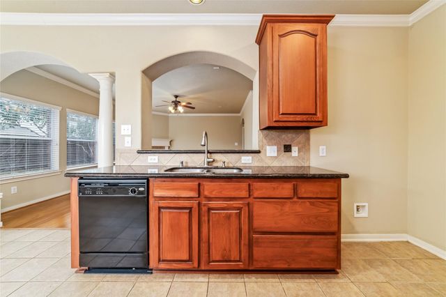 9611 Mammoth Springs Court, Houston, TX 77095