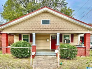 1402 AVENUE E, Birmingham, AL 35218