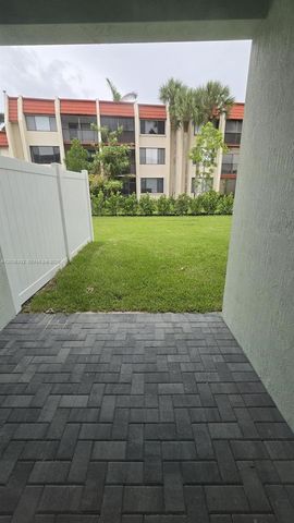 4329 Pond Lily Ln 4329, Lake Worth, FL 33467