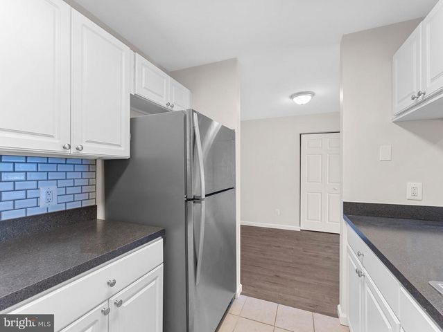 706 THE WOODS, Cherry Hill, NJ 08003