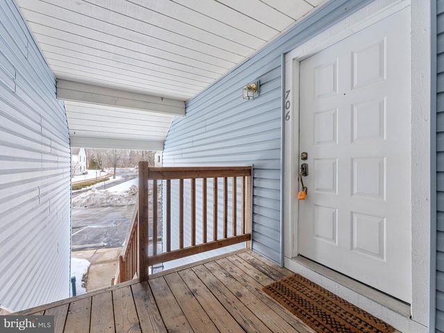 706 THE WOODS, Cherry Hill, NJ 08003