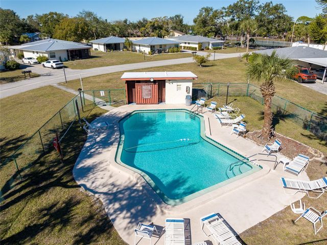 3242 RAMBLEWOOD DRIVE N 23-C-3, Sarasota, FL 34237