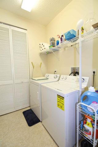 324 NW Breezy Point Loop, Port St Lucie, FL 34986