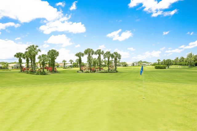 324 NW Breezy Point Loop, Port St Lucie, FL 34986