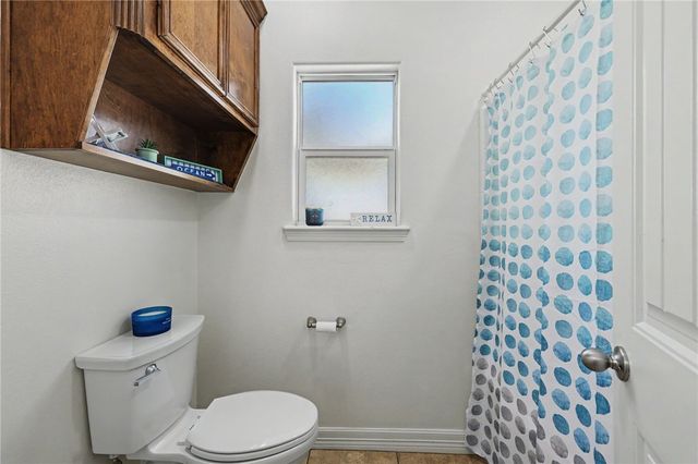 1950 Sandy Way, Corpus Christi, TX 78418