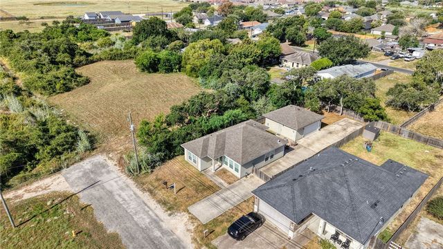 1950 Sandy Way, Corpus Christi, TX 78418