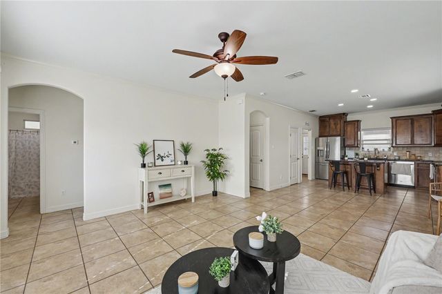 1950 Sandy Way, Corpus Christi, TX 78418