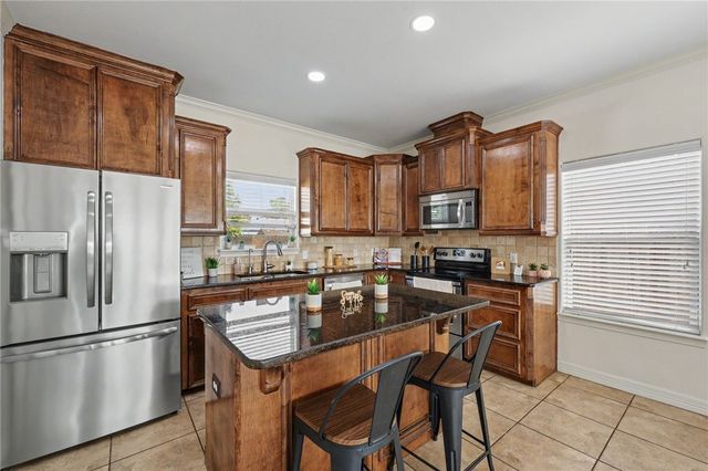 1950 Sandy Way, Corpus Christi, TX 78418