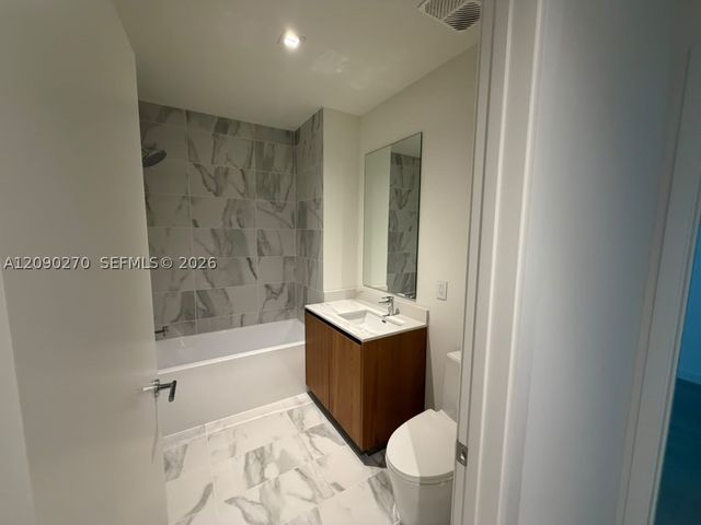 1400 Biscayne Boulevard 1405, Miami, FL 33132