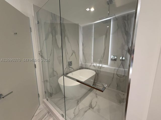 1400 Biscayne Boulevard 1405, Miami, FL 33132