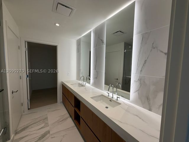 1400 Biscayne Boulevard 1405, Miami, FL 33132