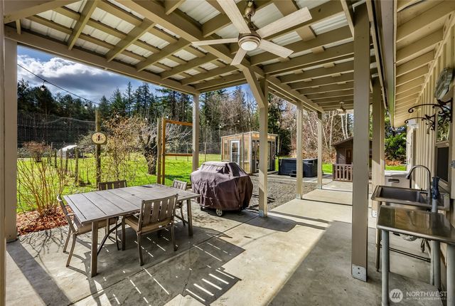 7429 Meadowmist Lane, Ferndale, WA 98248