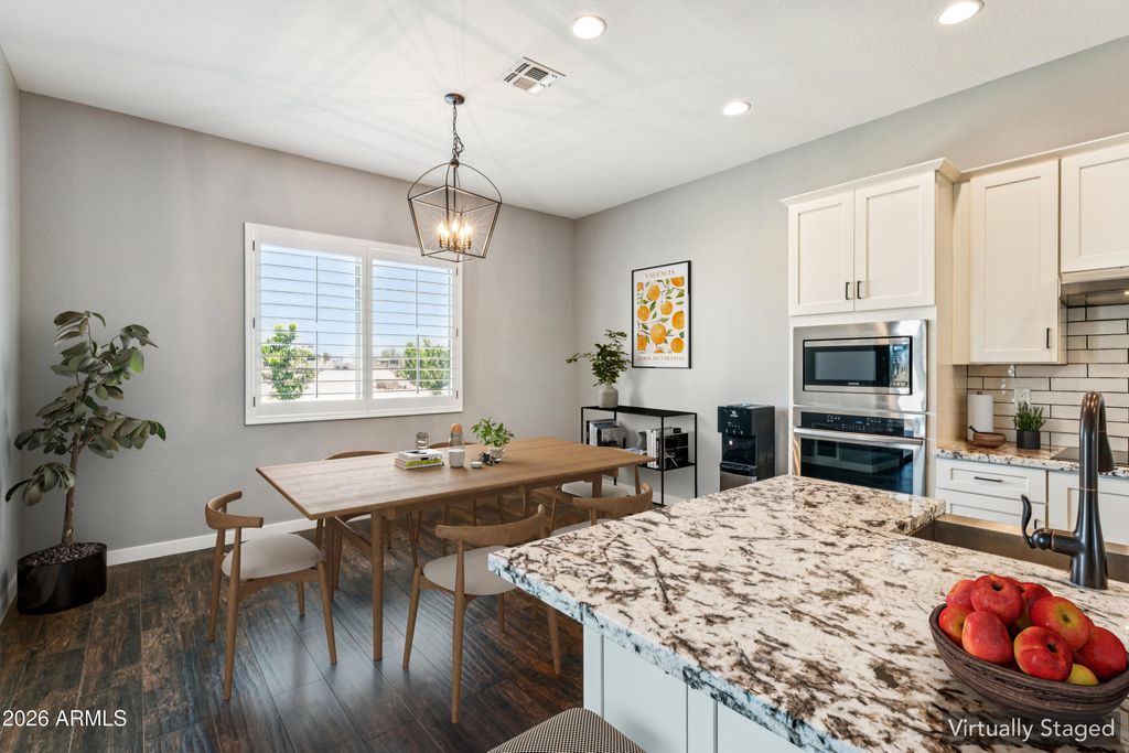 Image 33 of property listing at 21240 W MORNING VISTA Drive, Wittmann, AZ 85361