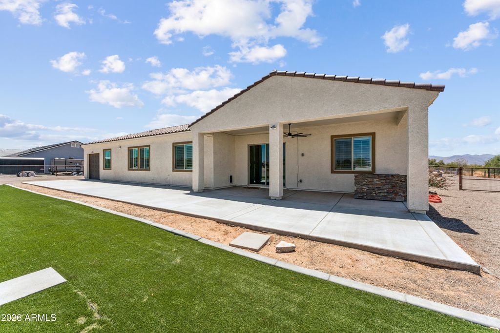 Image 57 of property listing at 21240 W MORNING VISTA Drive, Wittmann, AZ 85361