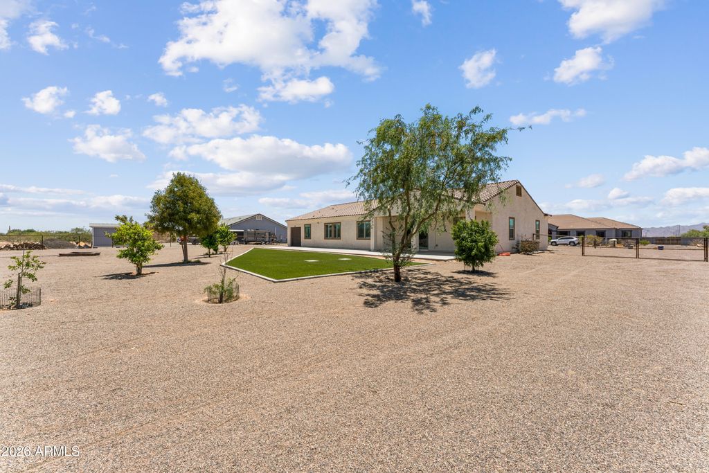Image 59 of property listing at 21240 W MORNING VISTA Drive, Wittmann, AZ 85361